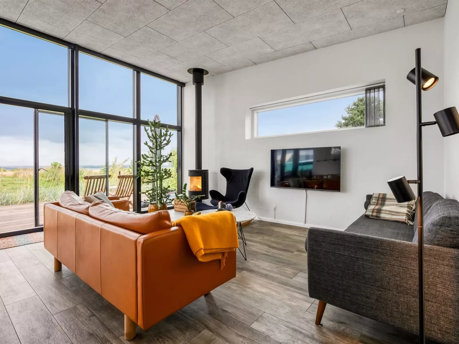 "Bondi" - 75m from the sea-Drinnen