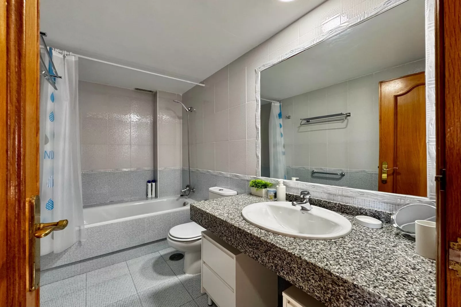 Alojamiento turístico Golf Center 13-Badezimmer