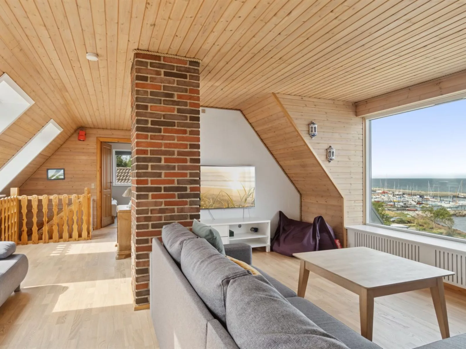 "Dzavid" - 50m from the sea-Inside