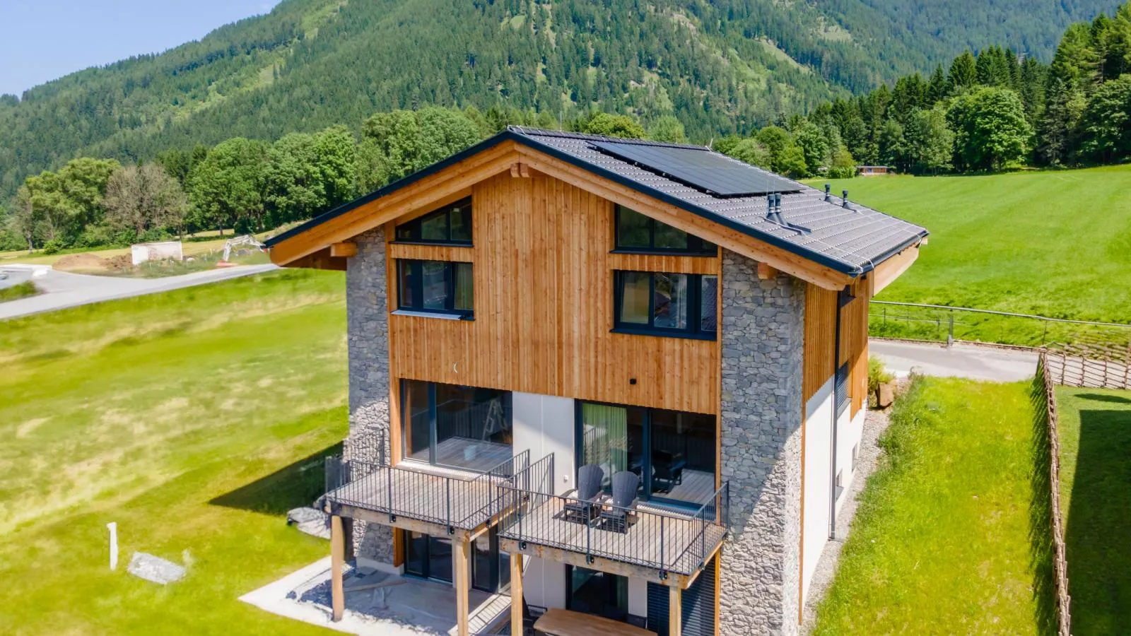 Grebenzen Lodge Starnberg 60A-Exterior in summer