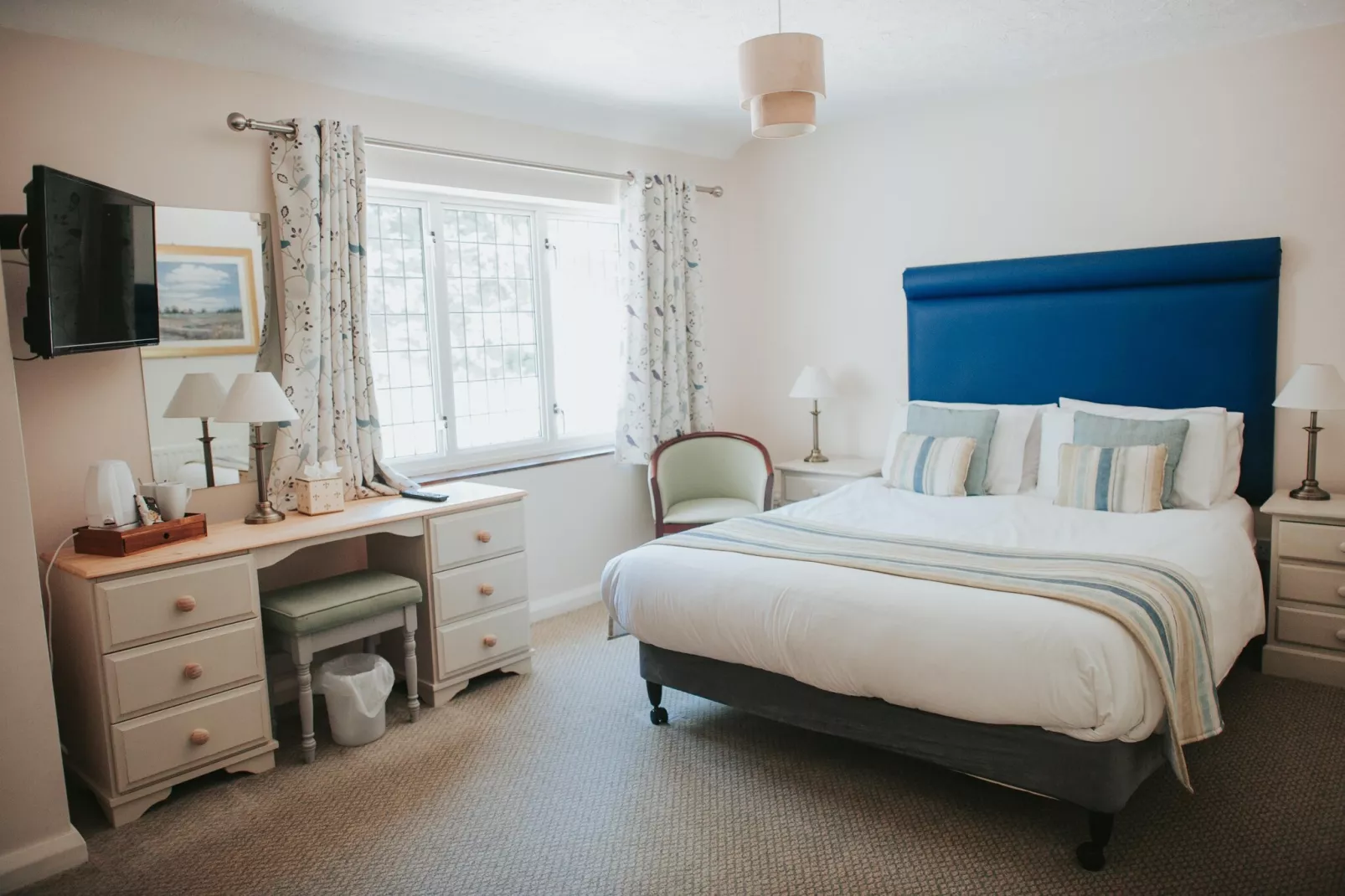 Junior Suite-Bedroom