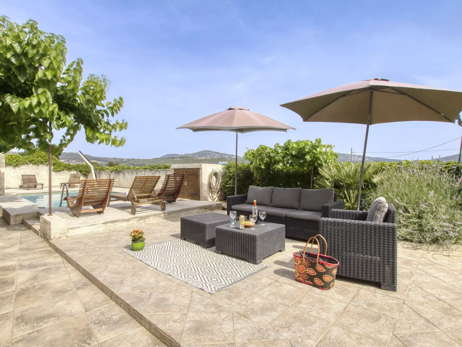 La Bastide Neuve-Outside