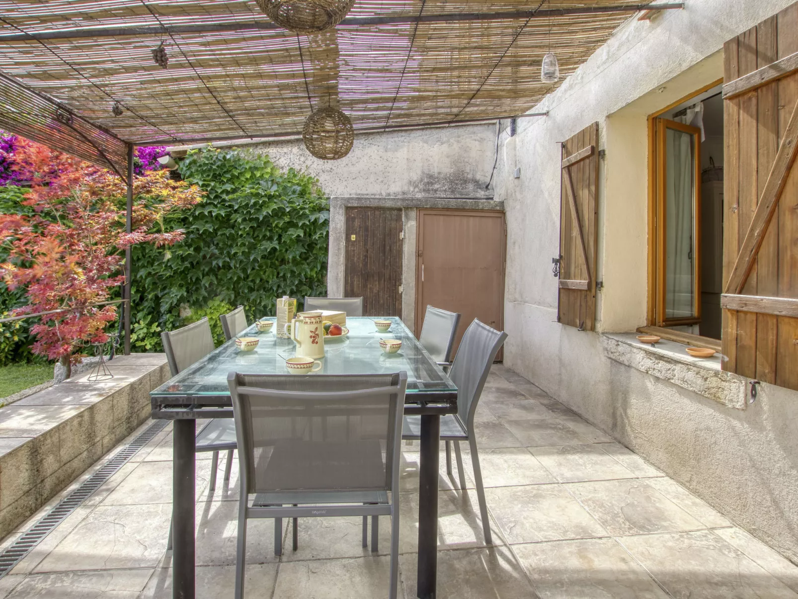 La Bastide Neuve-Outside