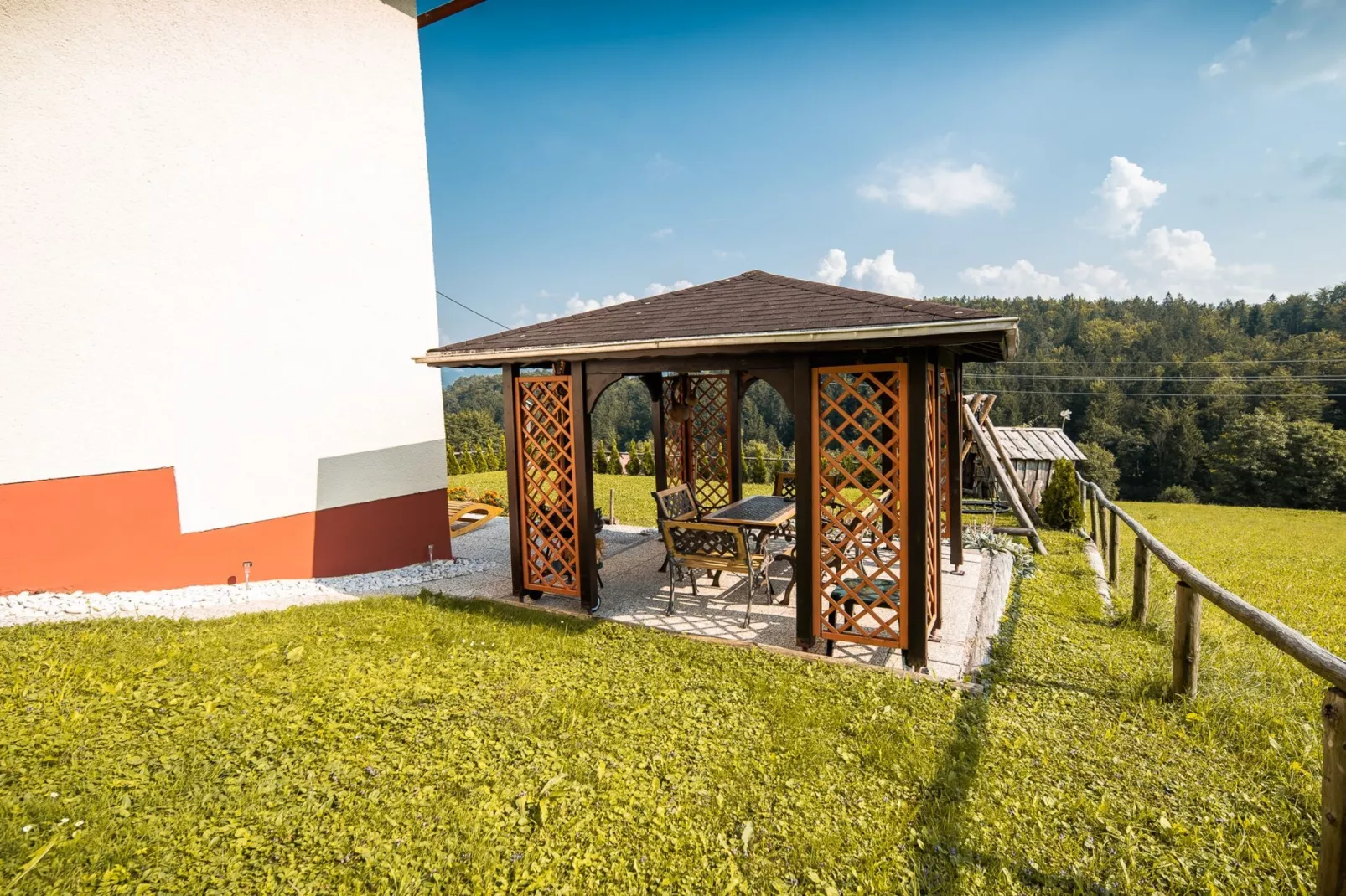 Bloomfield Retreat Country House with Sauna - Three Bedroom Country House-Im Freien