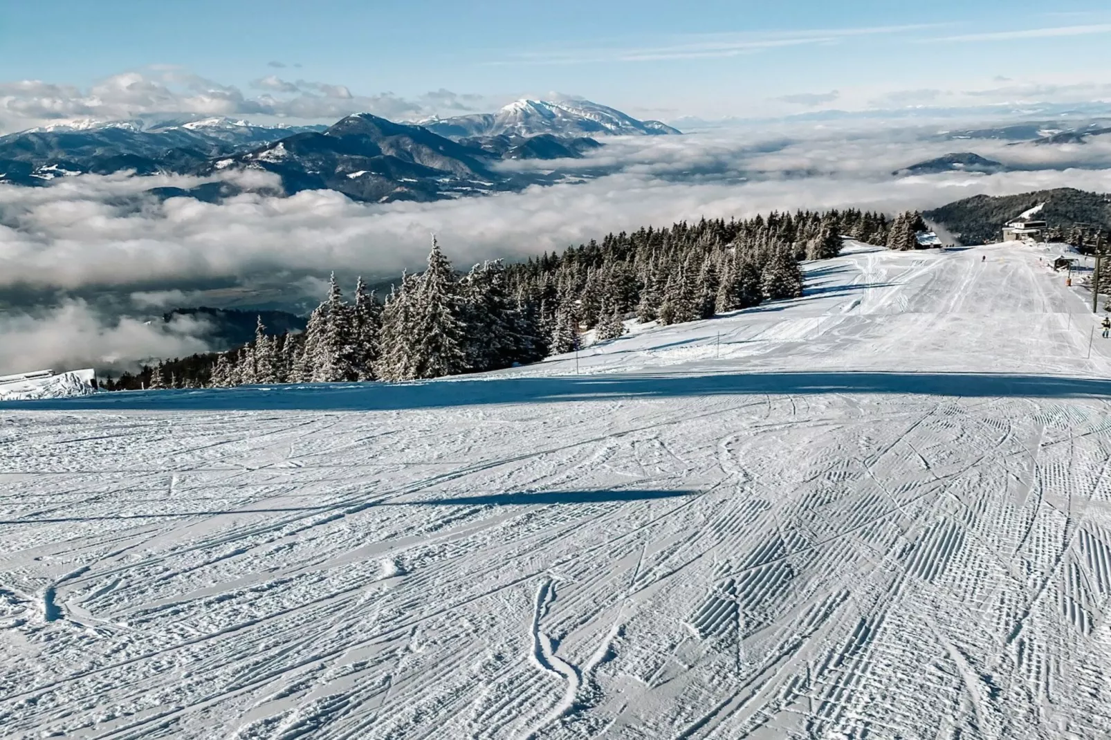 Mountain View Villa with Sauna and Hot-Tub - Three Bedroom Villa with Sauna and Hot-Tub-Aussicht