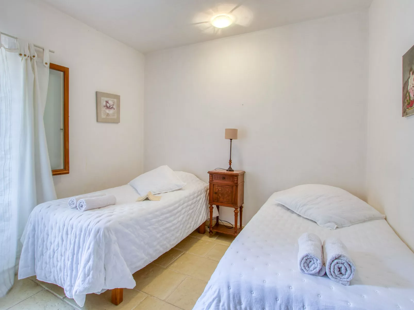 La Bastide Neuve-Inside