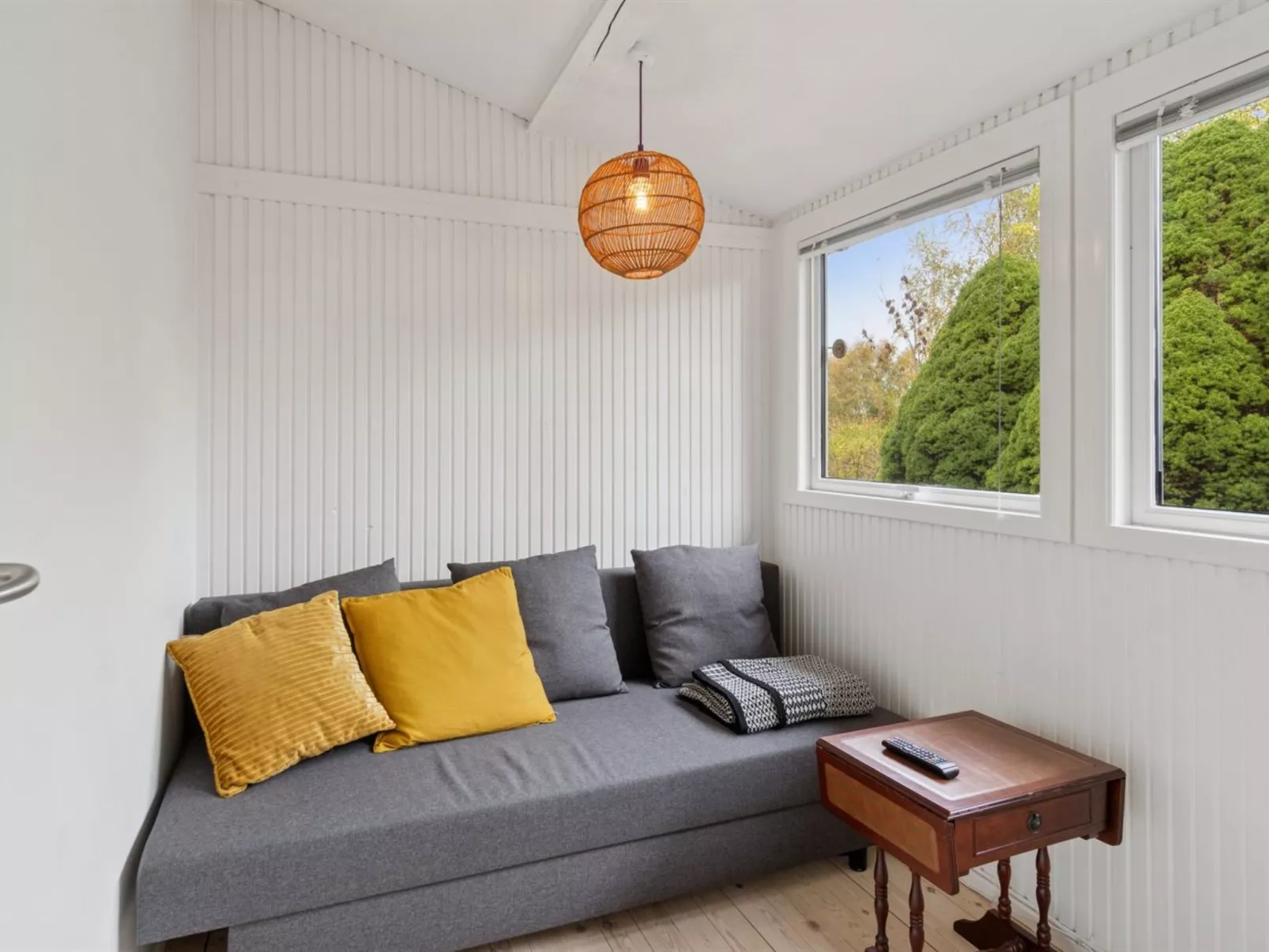 "Gun" - 300m to the fjord-Dedans