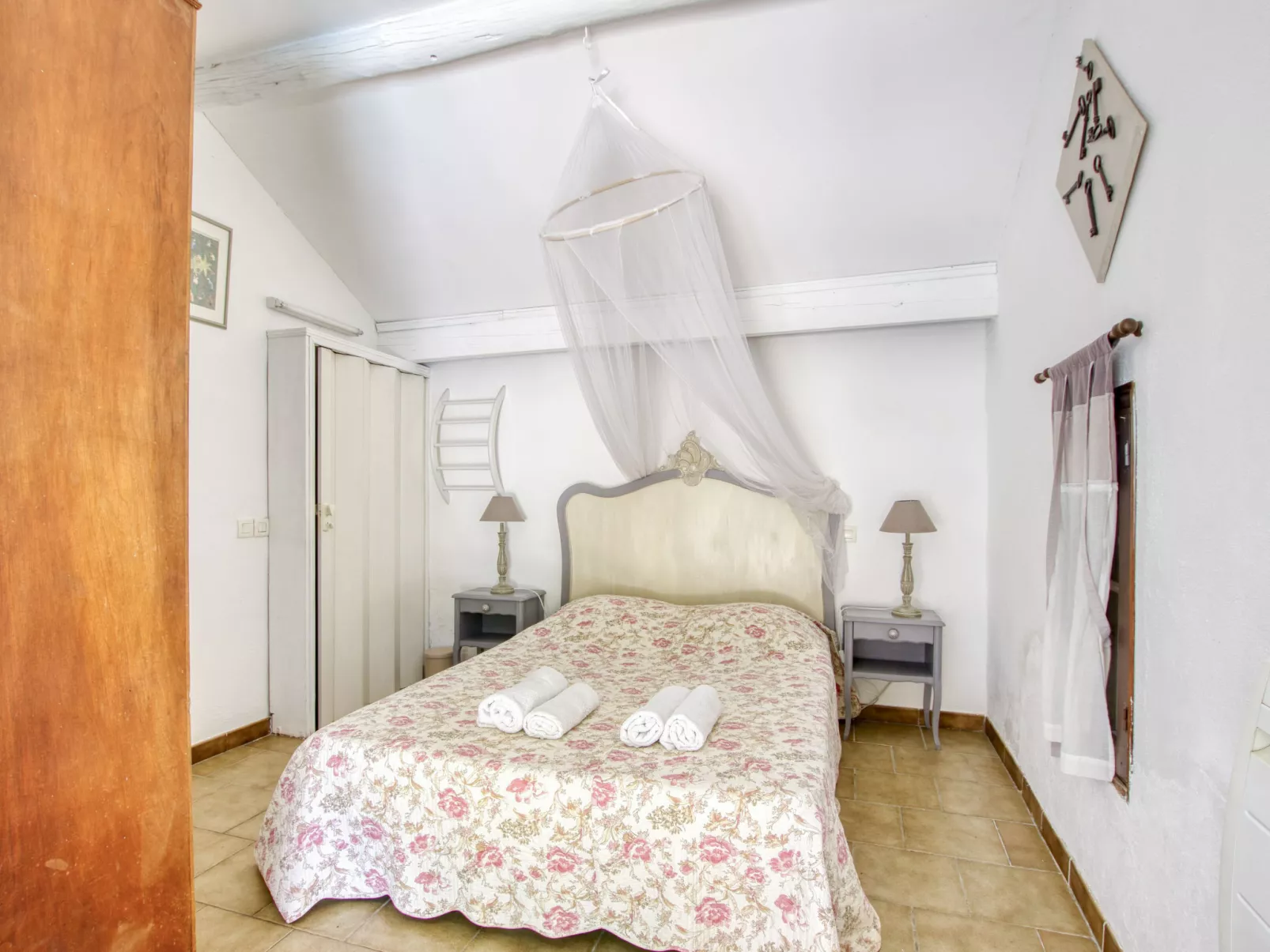 La Bastide Neuve-Inside