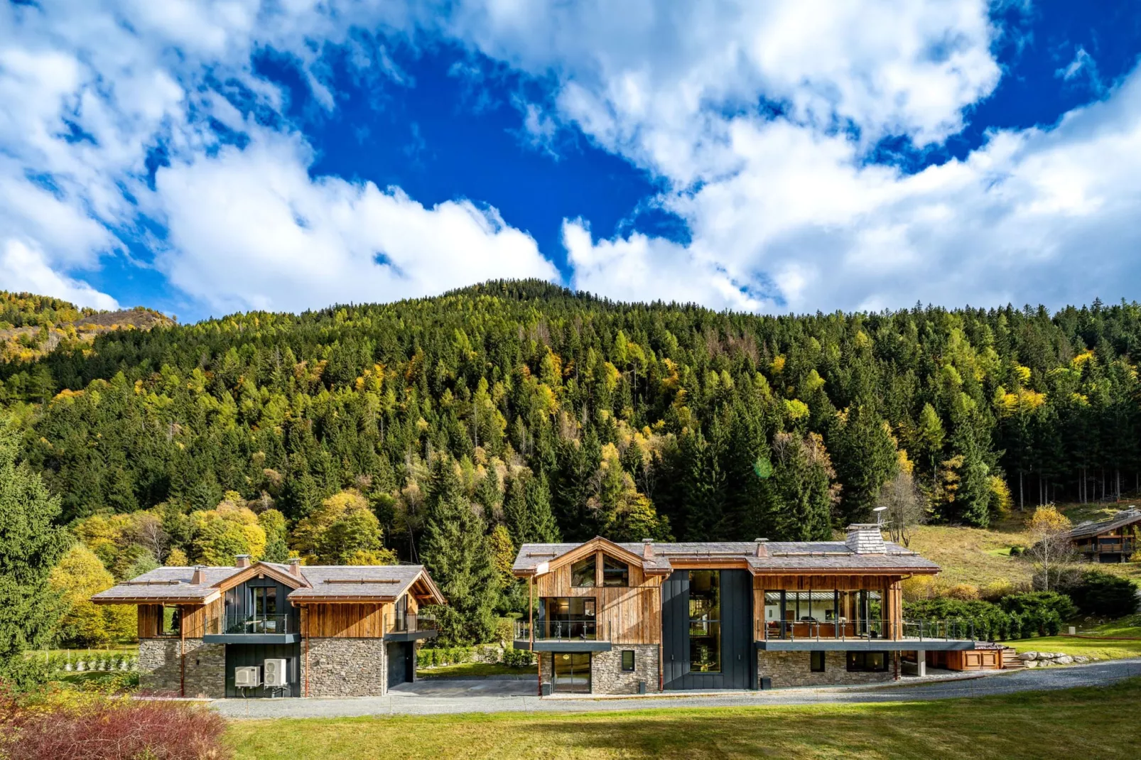 Cotes du Lavancher-Areas within 1km in summer