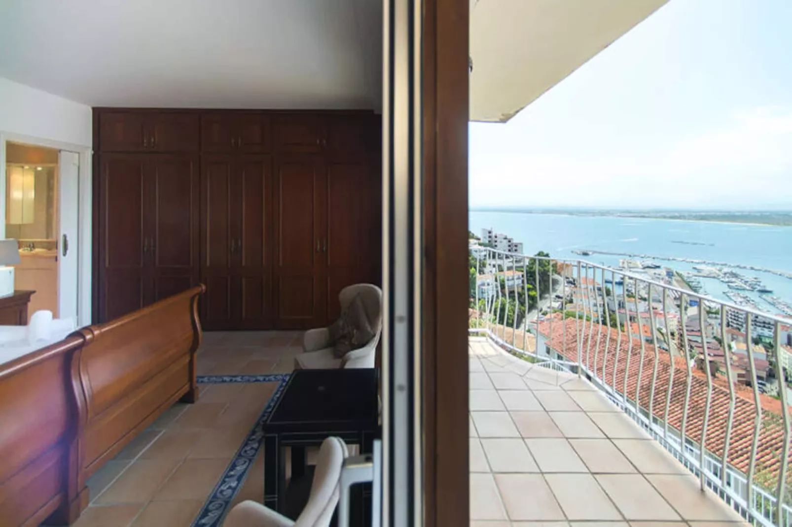 Maison à Roses-Nicht zugeordnet