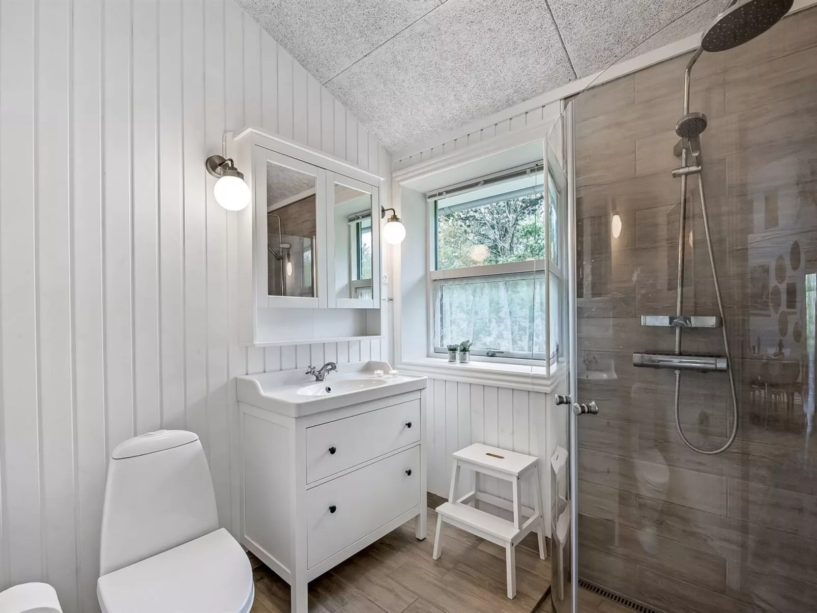 "Veijo" - 400m to the fjord-Dedans