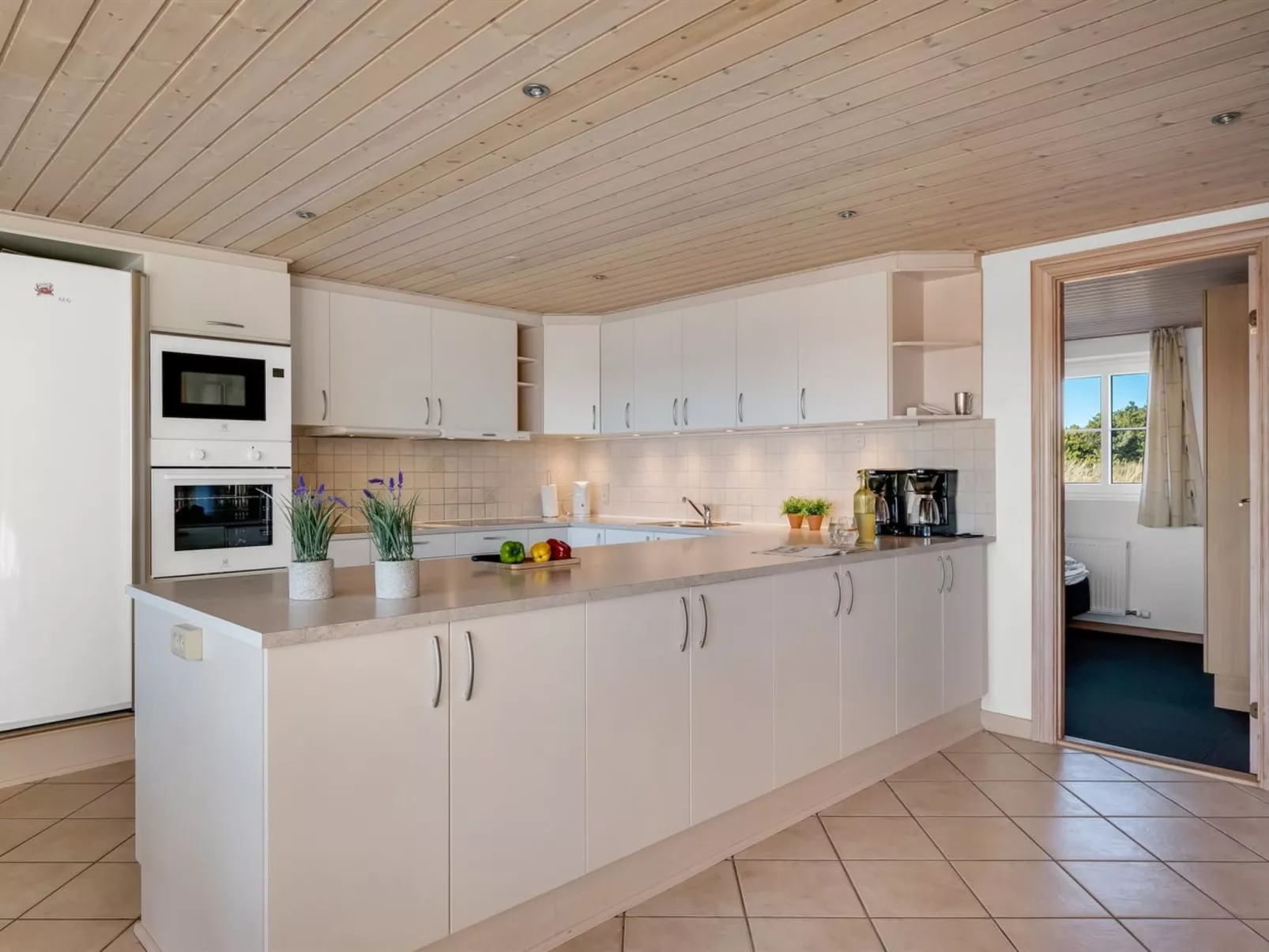 "Gytha" - 75m from the sea-Drinnen