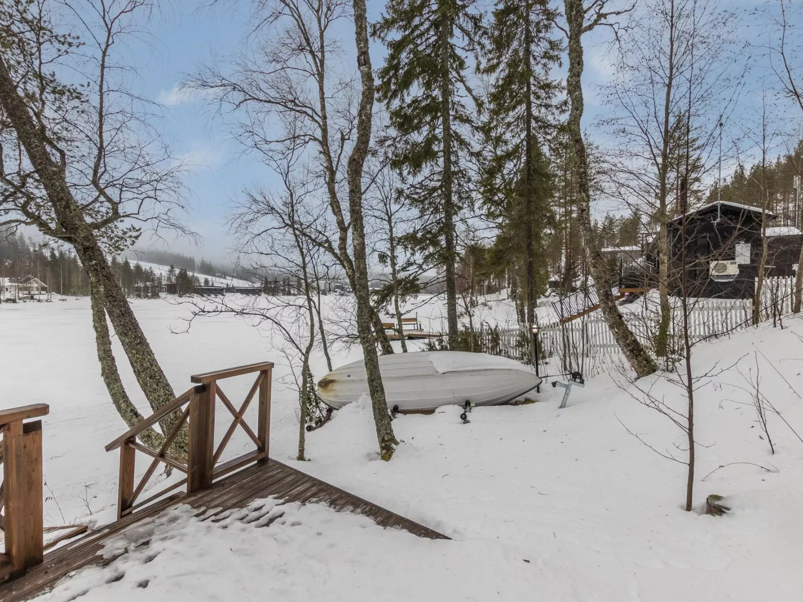 Uulanlinna a, paritalo-Dedans