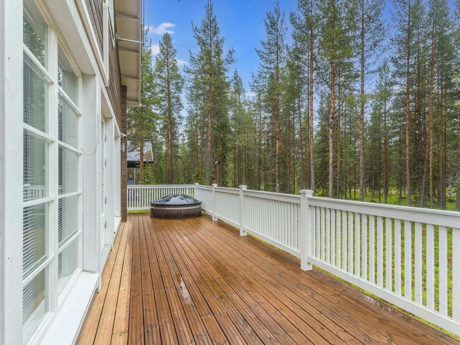 Levi kartano-Drinnen