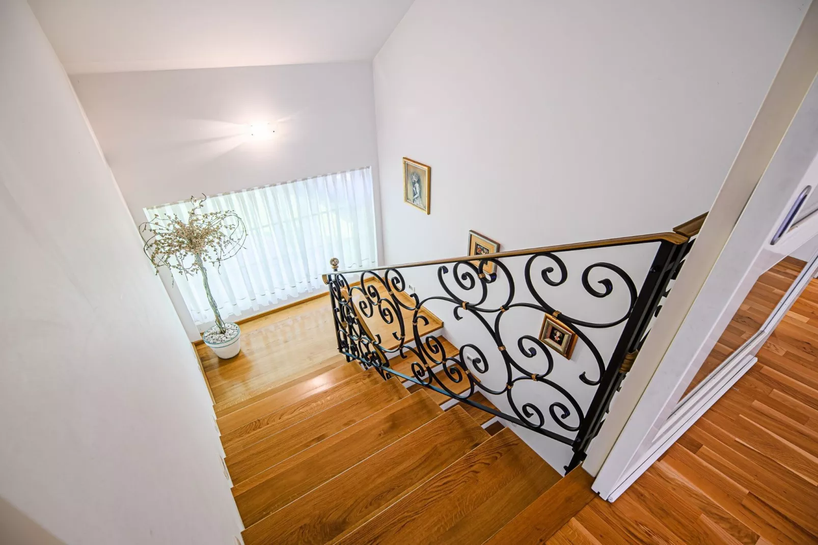 Stunning Rural Holiday Home with Garden and BBQ -  Four Bedroom Holiday Home-Stairs