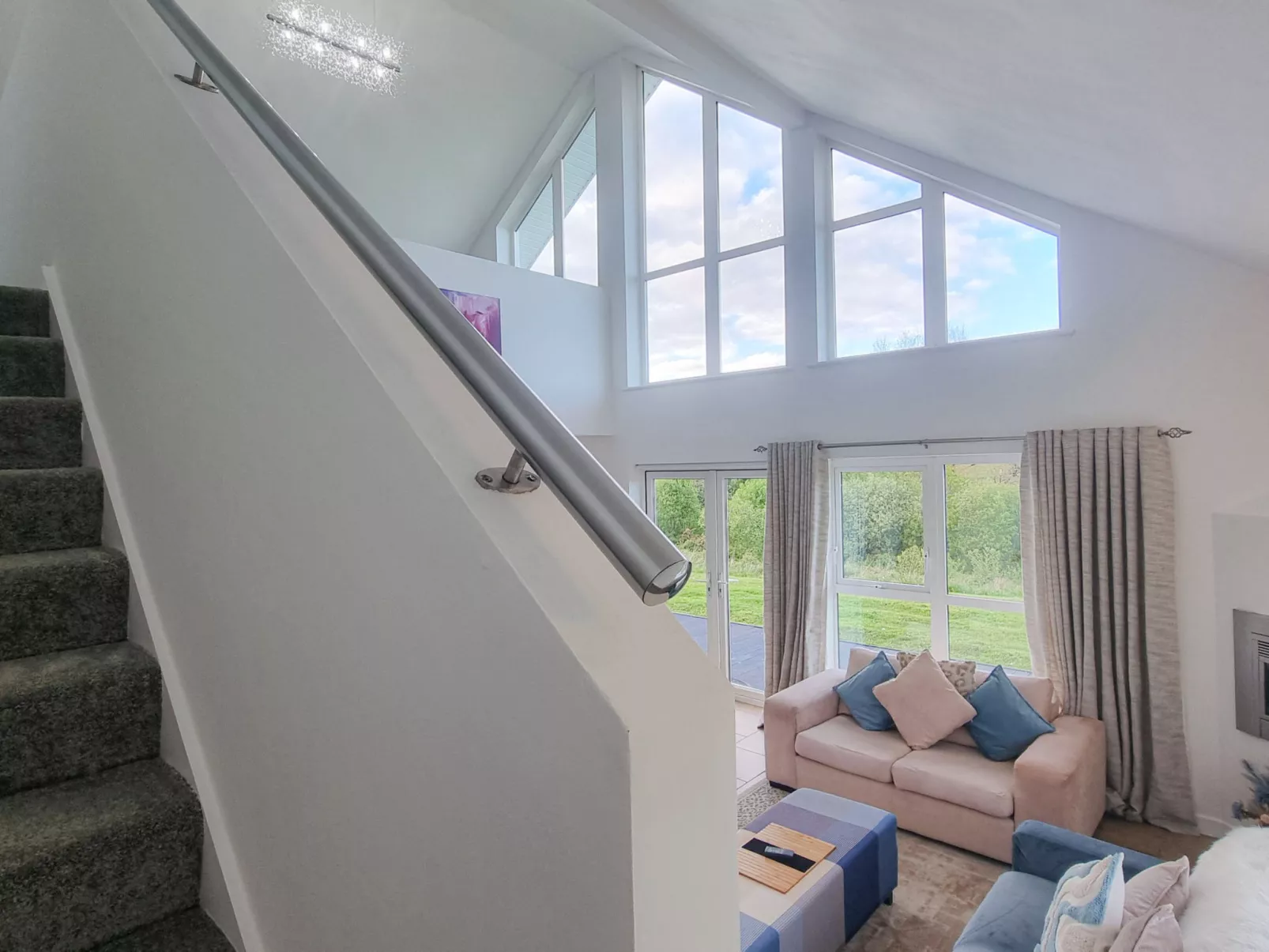 Riverrun Holiday Homes No 15-Outside