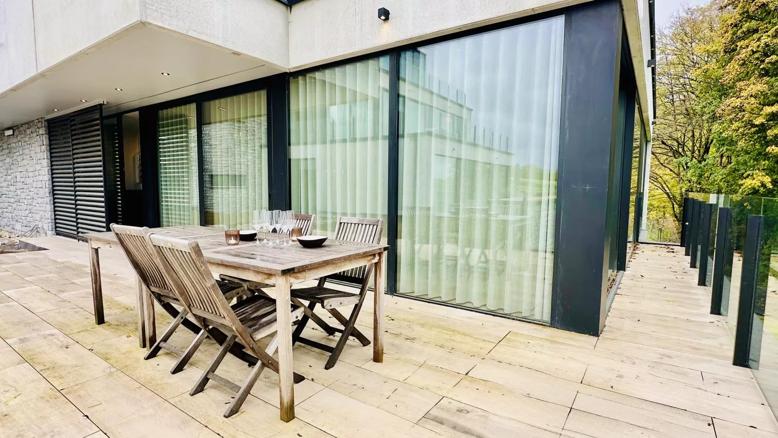 Durbuy Bato-Terrace balcony