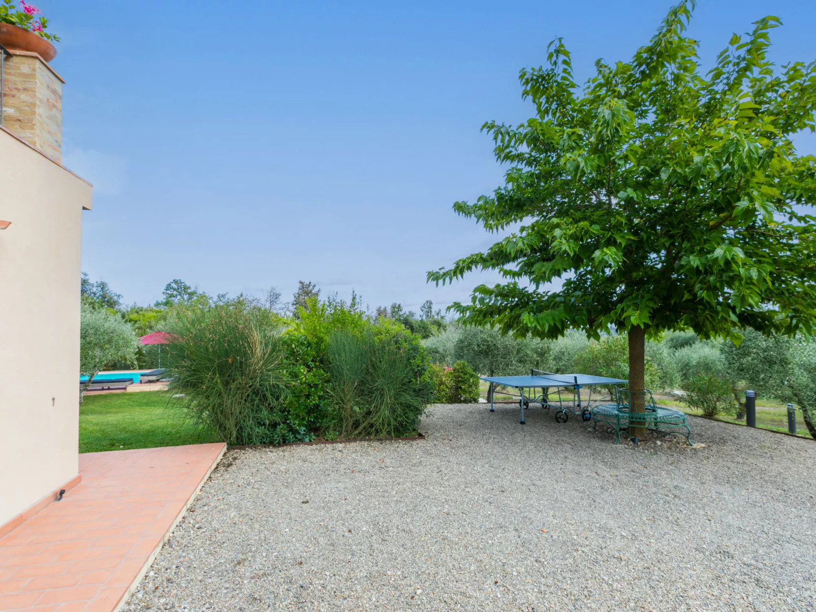 Vecchio Forno-Outside