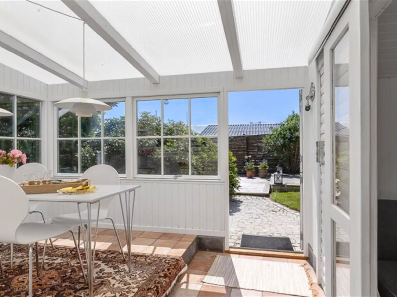 "Lilie" - 150m from the sea-Inside