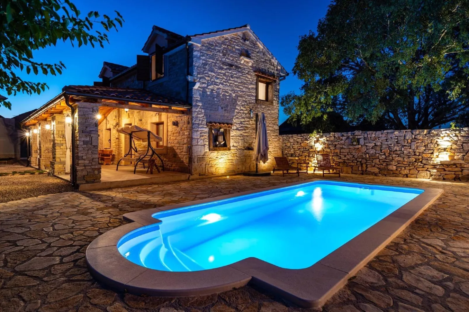 Authentic Villa Malou-Schwimmbad