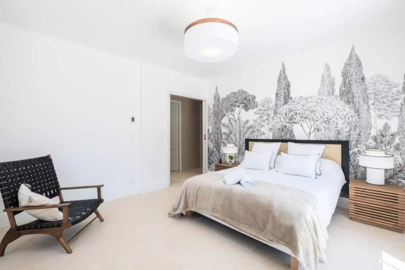 Résidence Bijou De 280m2 Et Piscine à Débordement Au Calme Absolu-Untagged