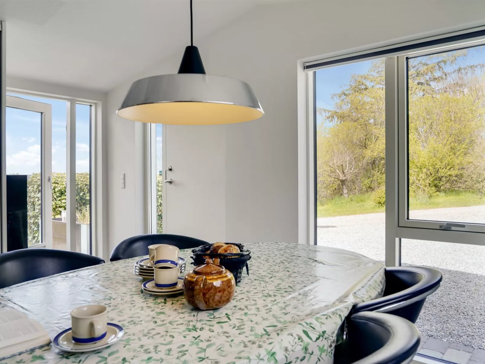 "Annabeth" - 300m to the fjord-Inside