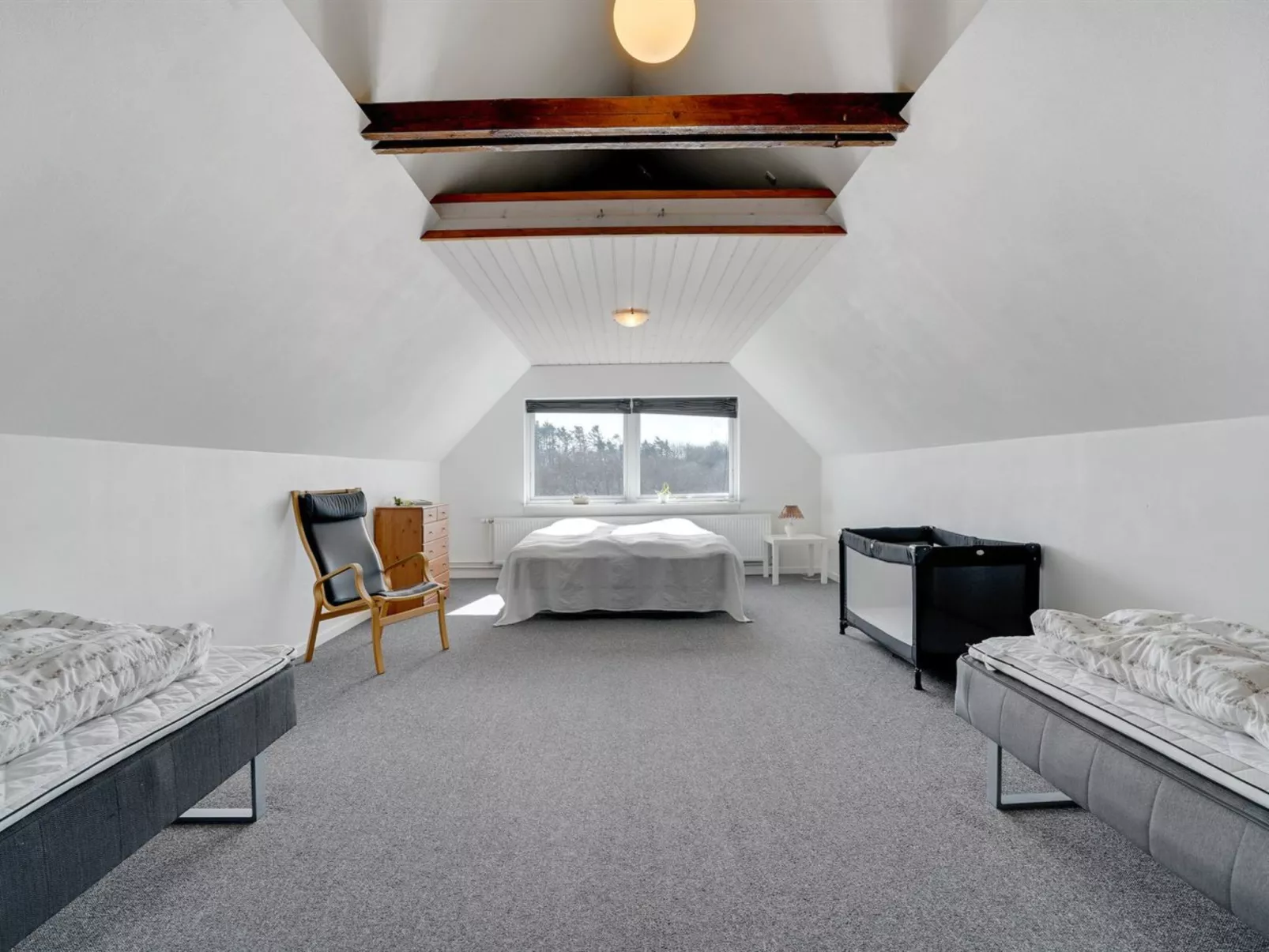 "Markhild" - 300m to the fjord-Drinnen