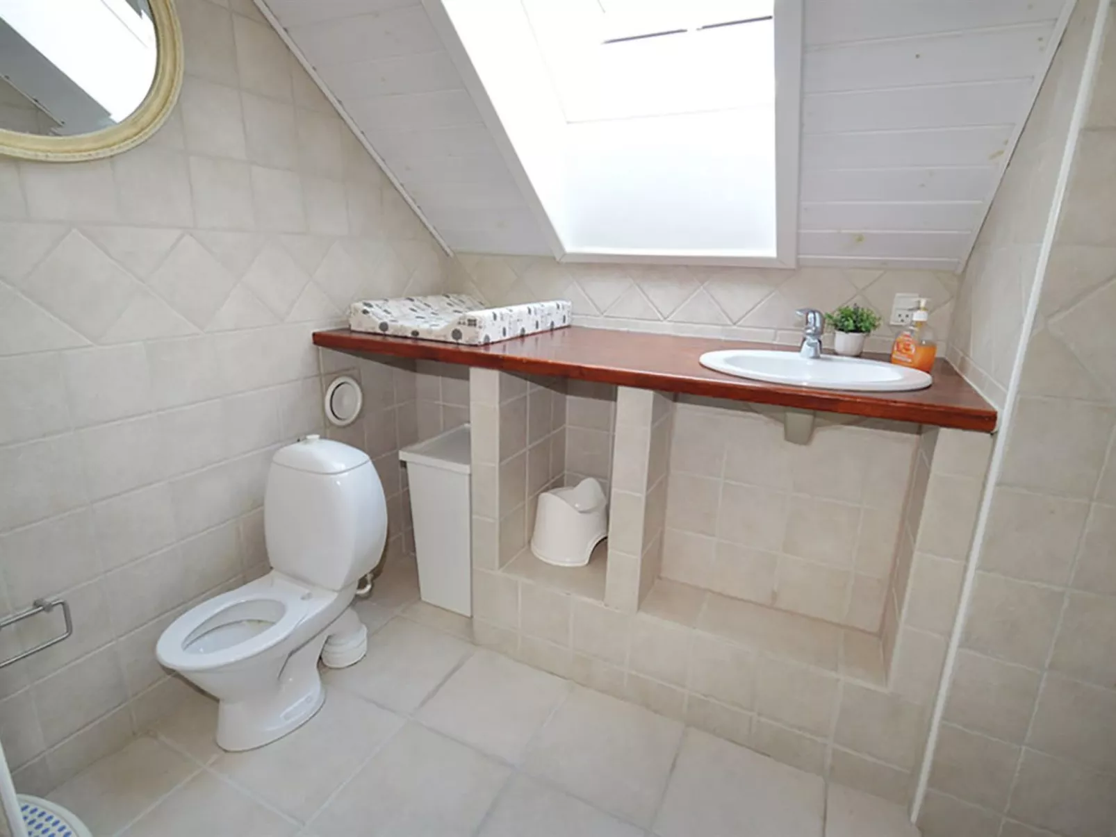 "Emelita" - 900m from the sea-Dedans