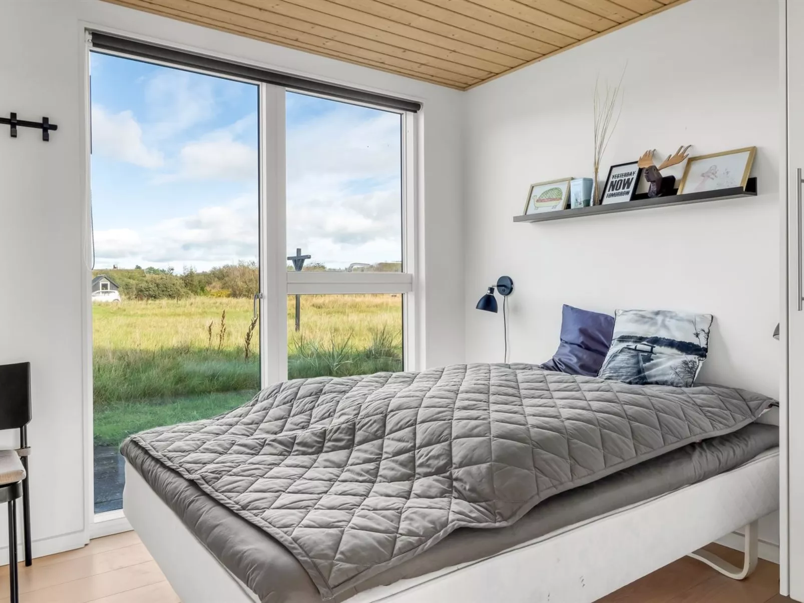 "Yaim" - 800m from the sea-Drinnen