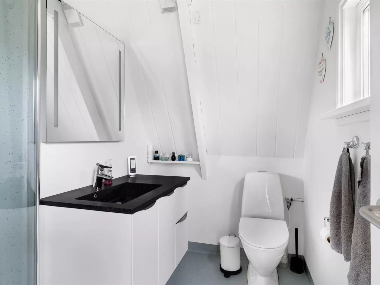 "Hunding" - 600m from the sea-Dedans