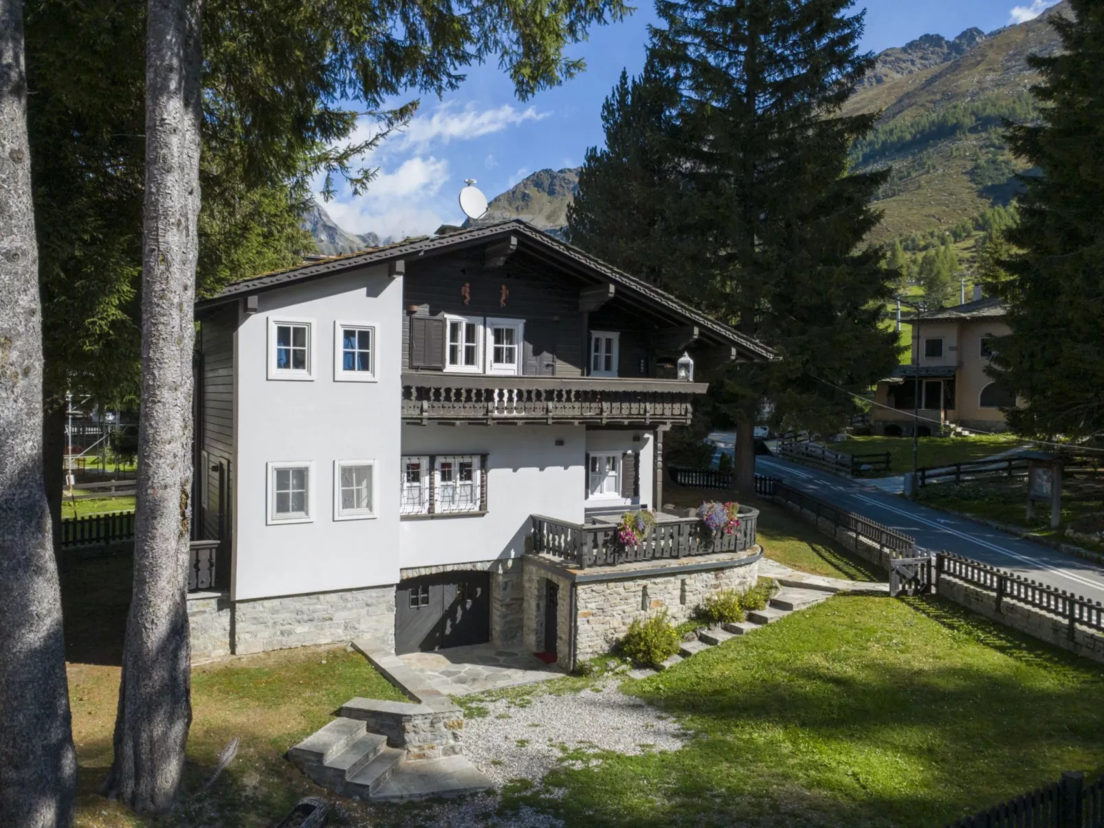 Chalet Franca-Outside