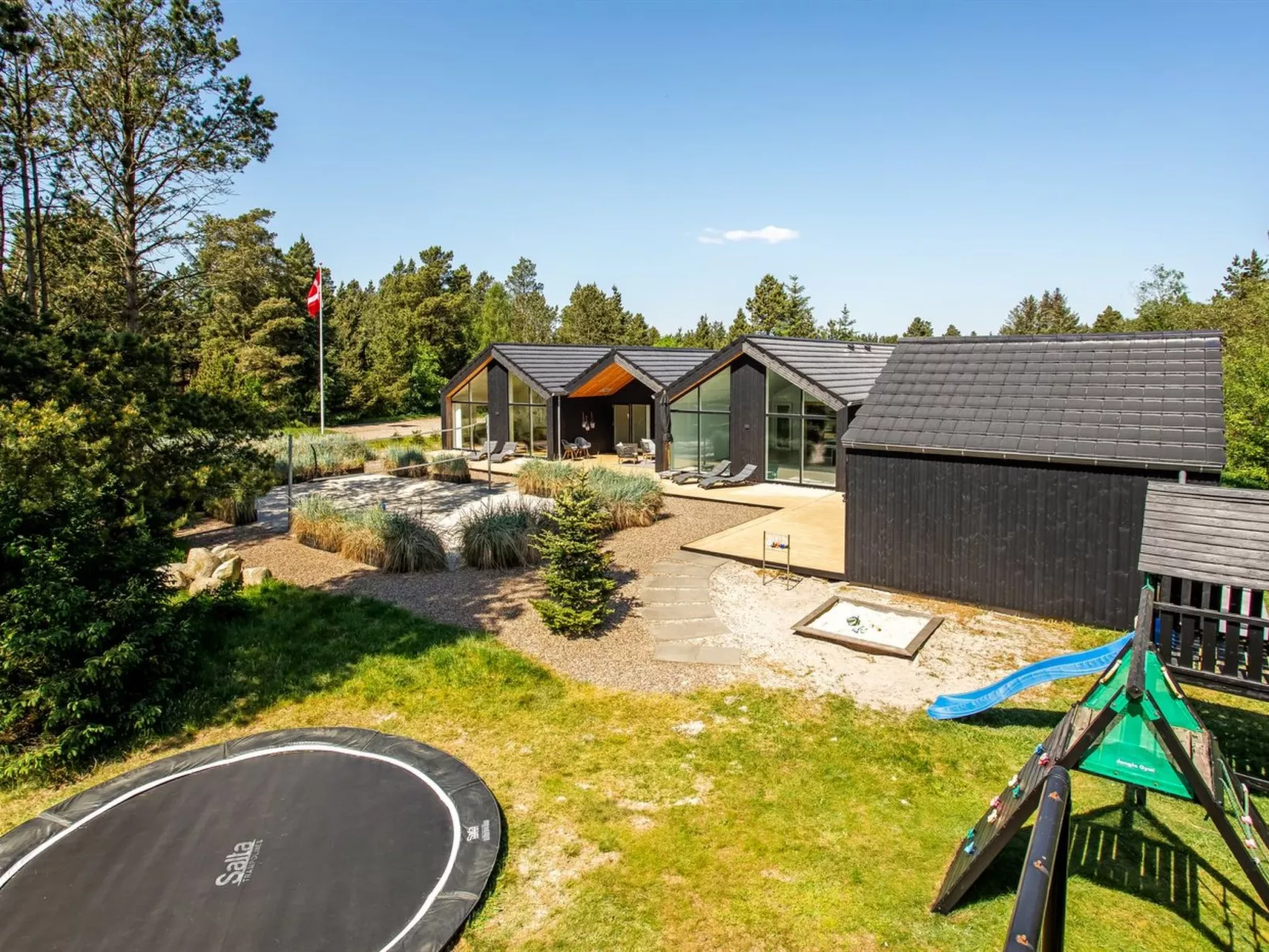 "Menja" - 1.4km from the sea-Outside