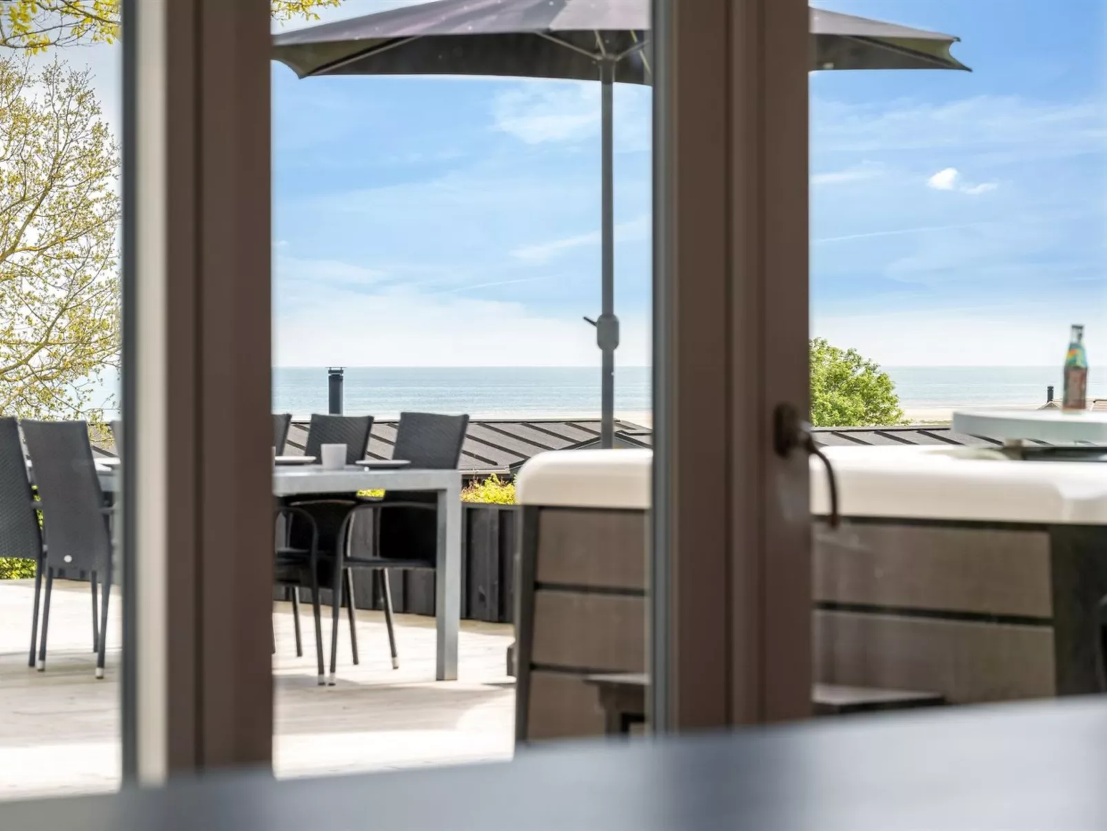 "Tonna" -  from the sea-Outside