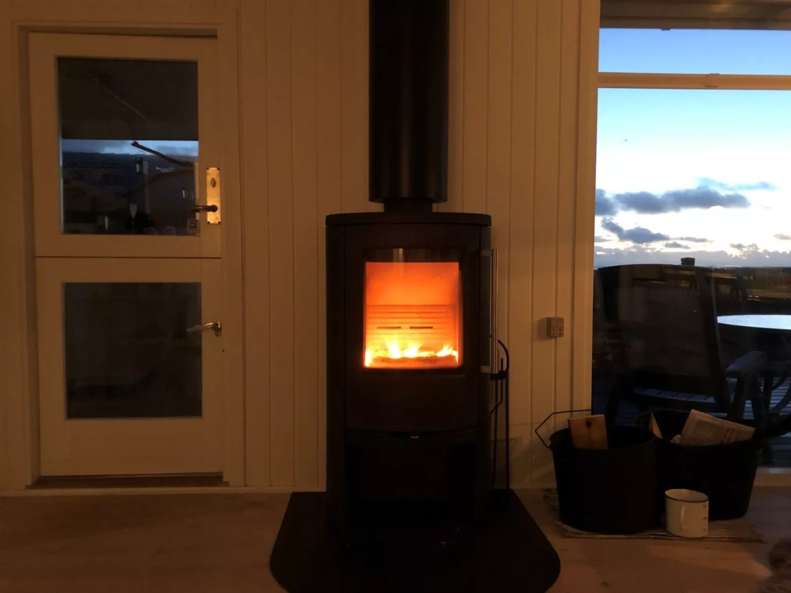 "Reima" - 50m from the sea-Inside