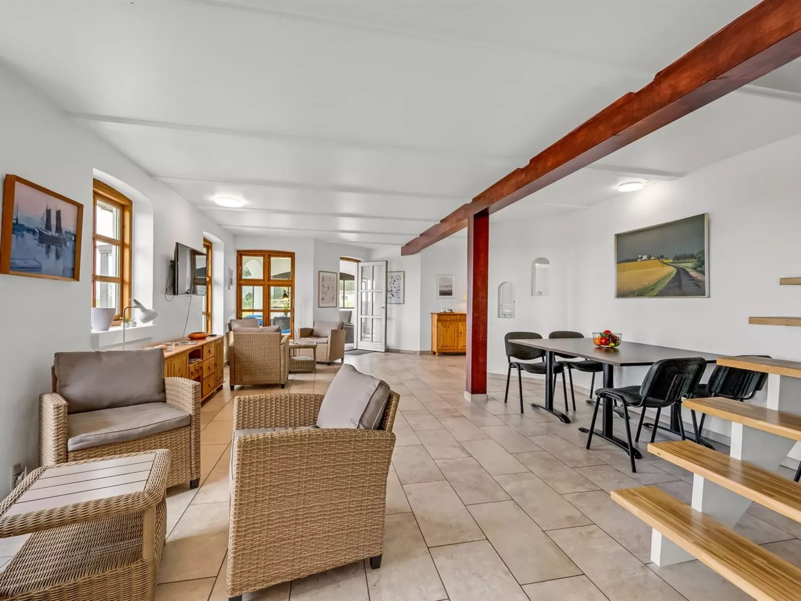 "Darleen" - 850m to the fjord-Drinnen