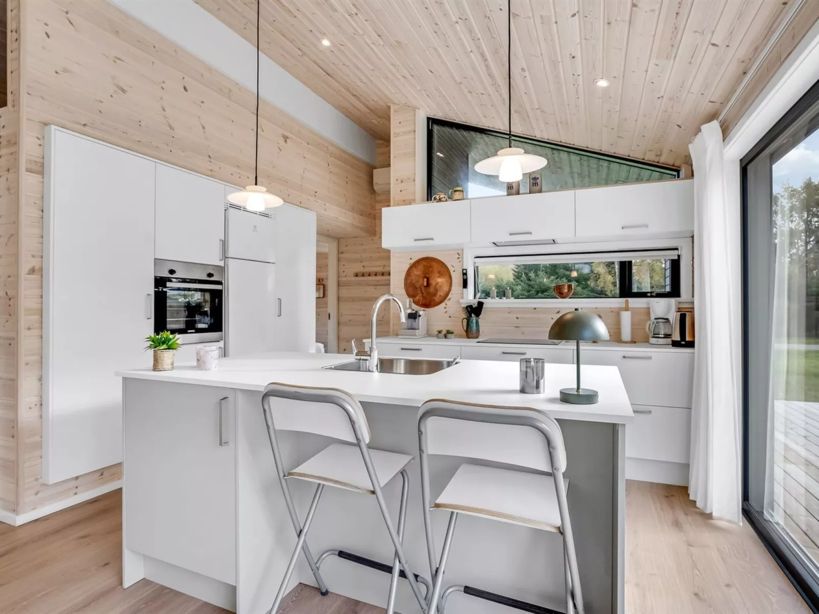 "Aruna" - 550m from the sea-Inside