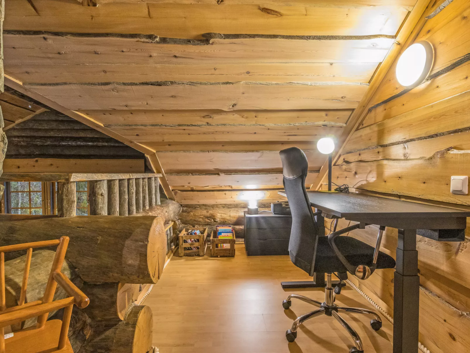 Menninkäisenkolo-Inside