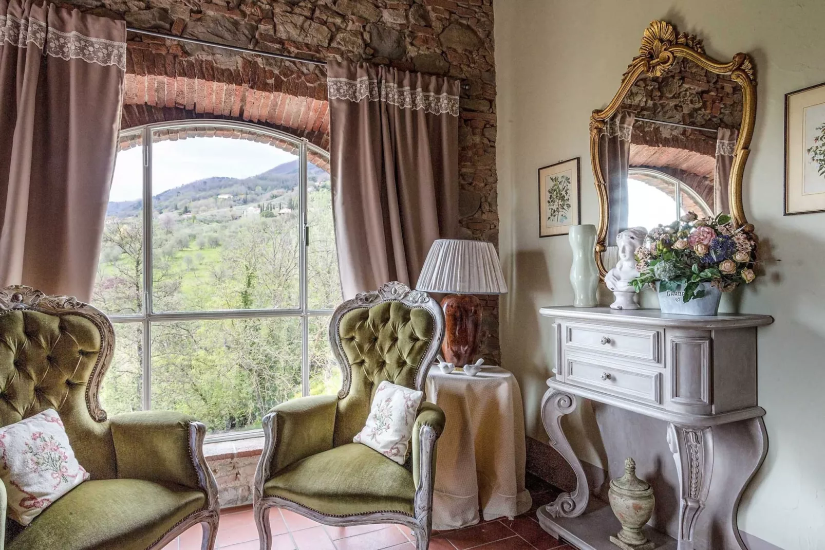 Villa Il Palagio-View in summer