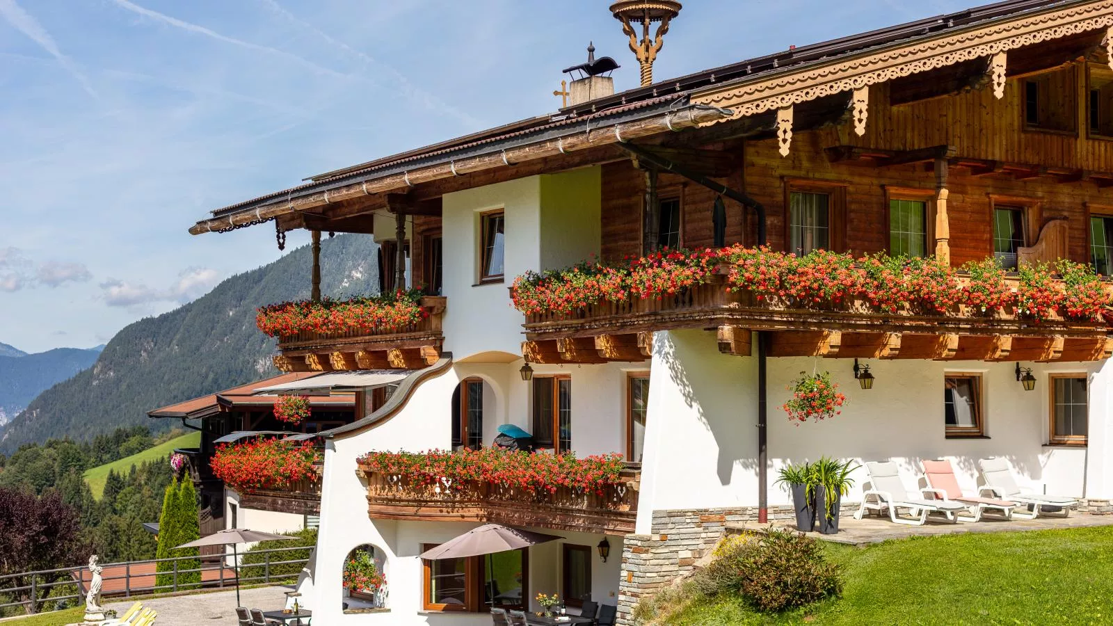 Landhaus Marchfeld Top 4-Exterior in summer