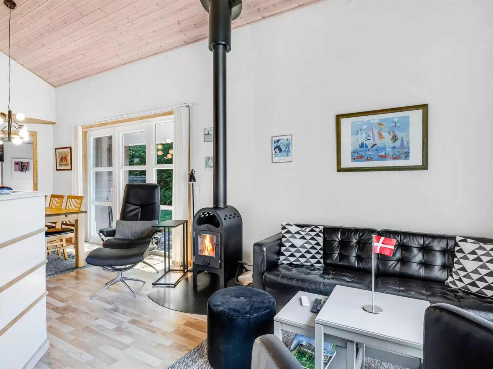 "Angantir" - 4.8km from the sea-Dedans