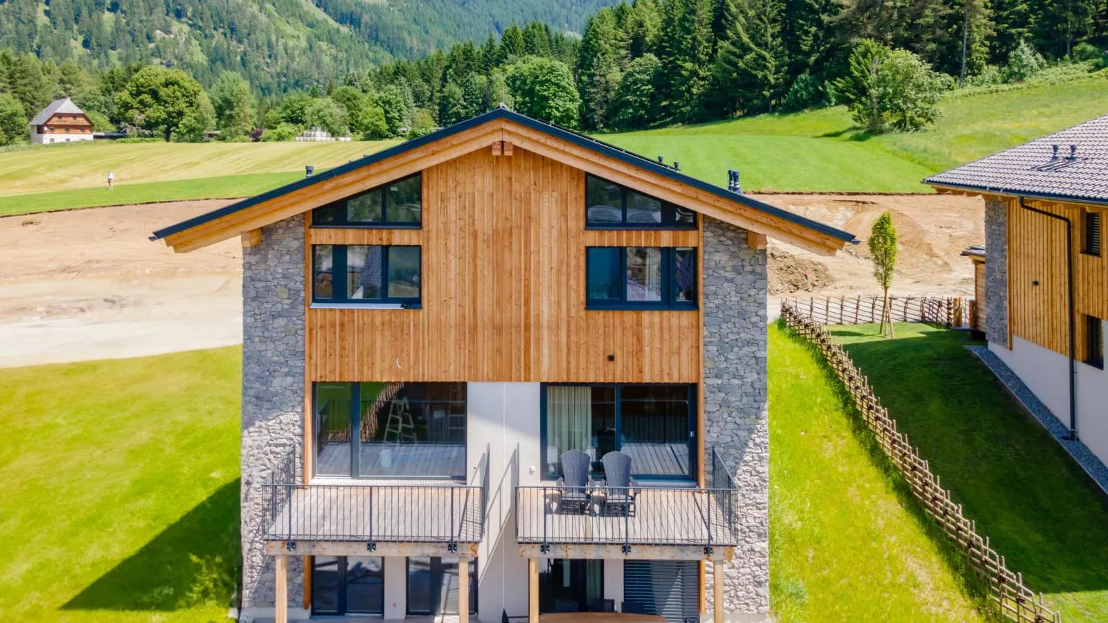 Grebenzen Lodge Starnberg 60A-Exterior in summer