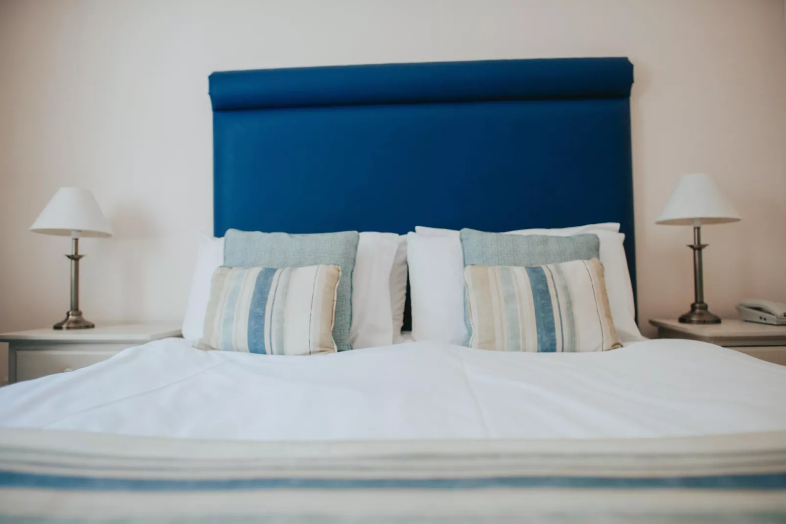 Junior Suite-Bedroom