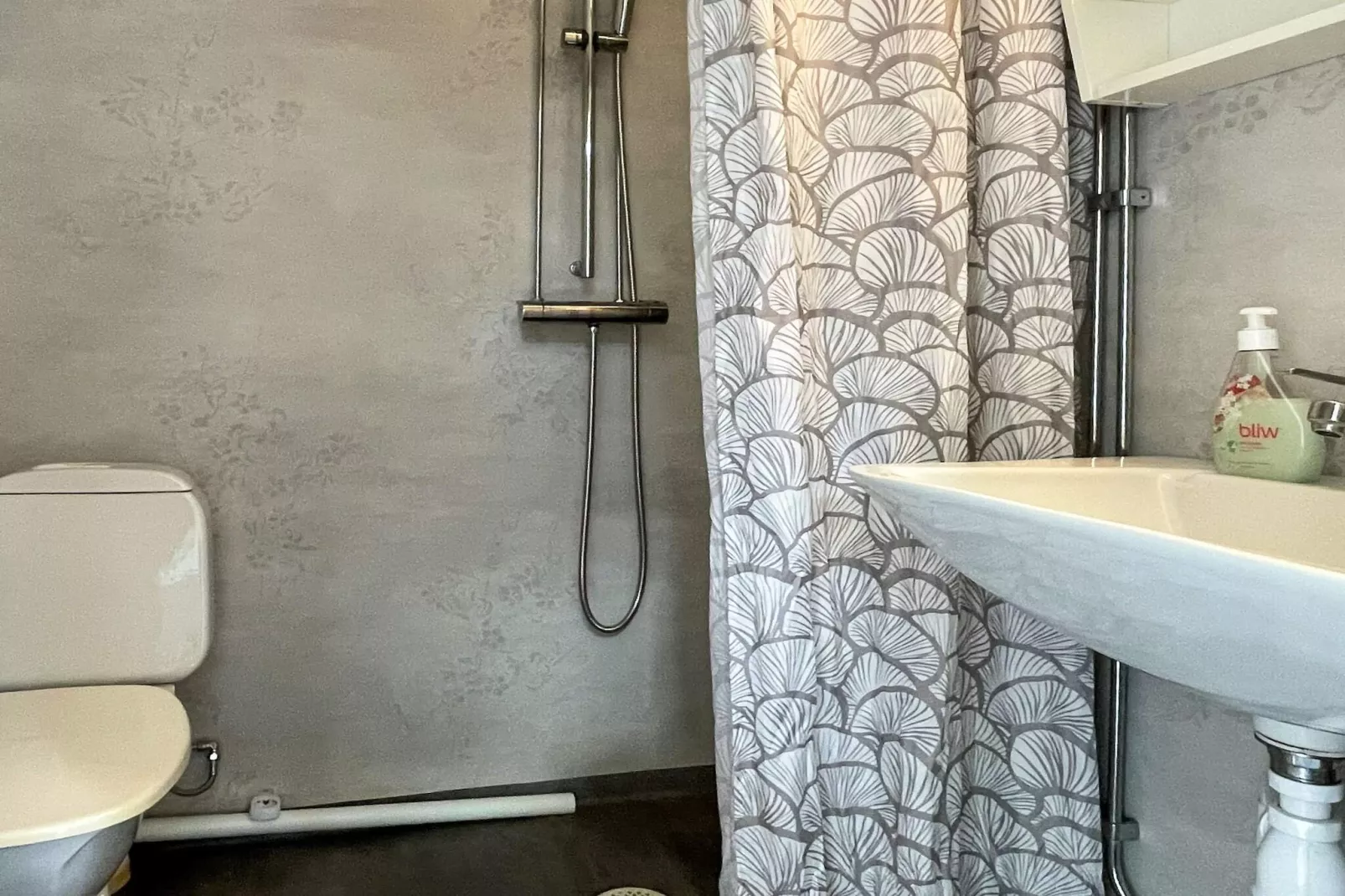 Nature Retreat on Farm in Berga-Indoor