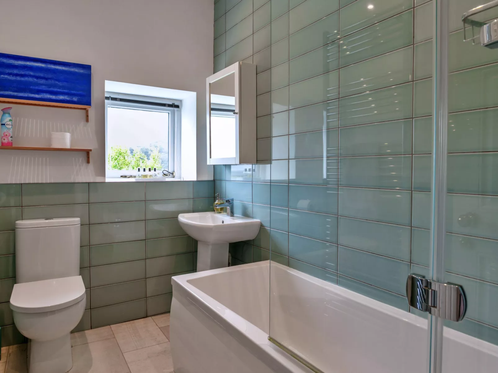 Hillside House-Drinnen