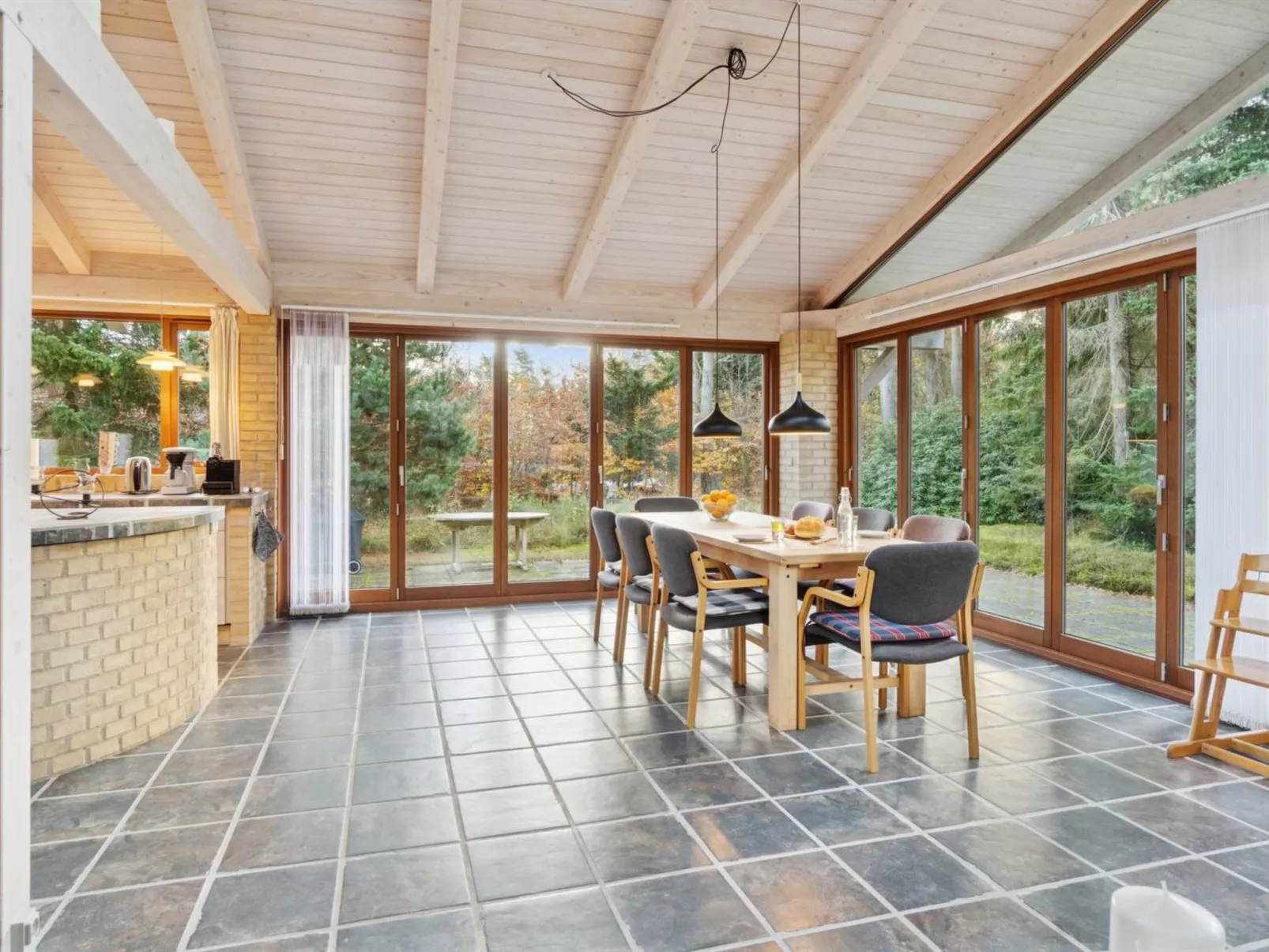 "Jorid" -  from the sea-Inside