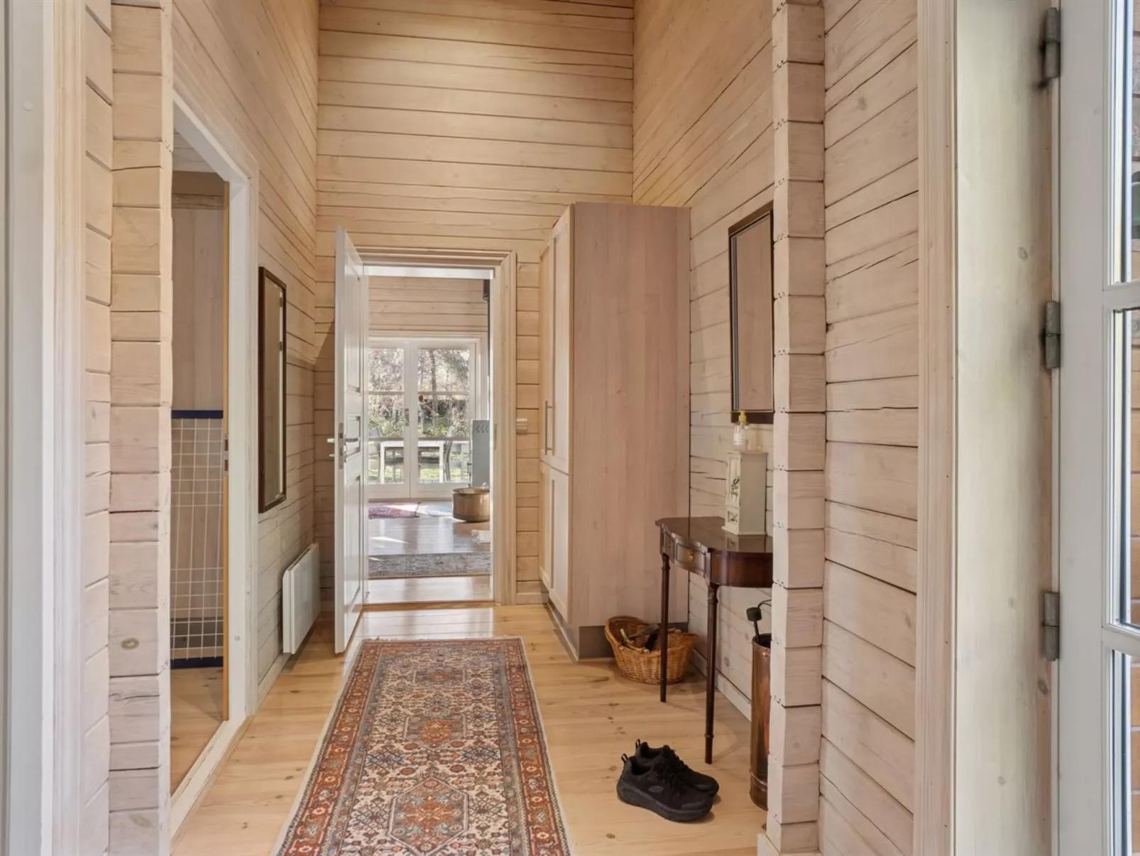 "Fatiha" - 800m from the sea-Inside