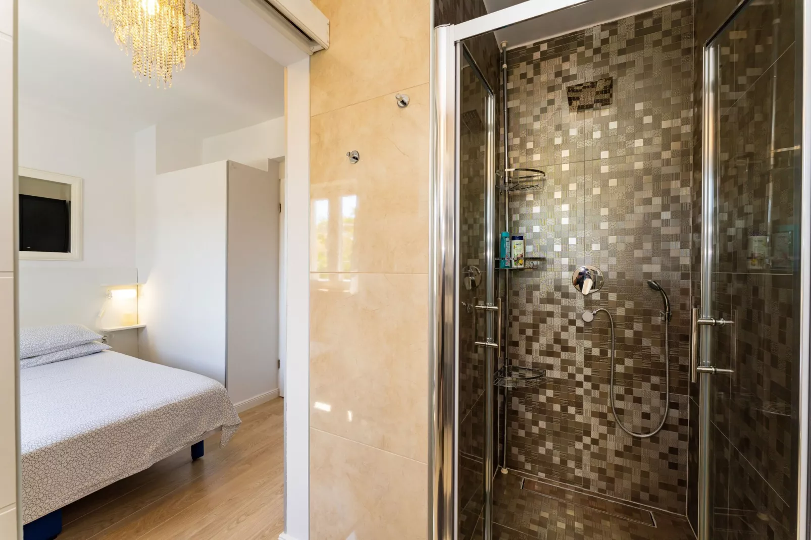 Villa Sucic with private pool-Badezimmer