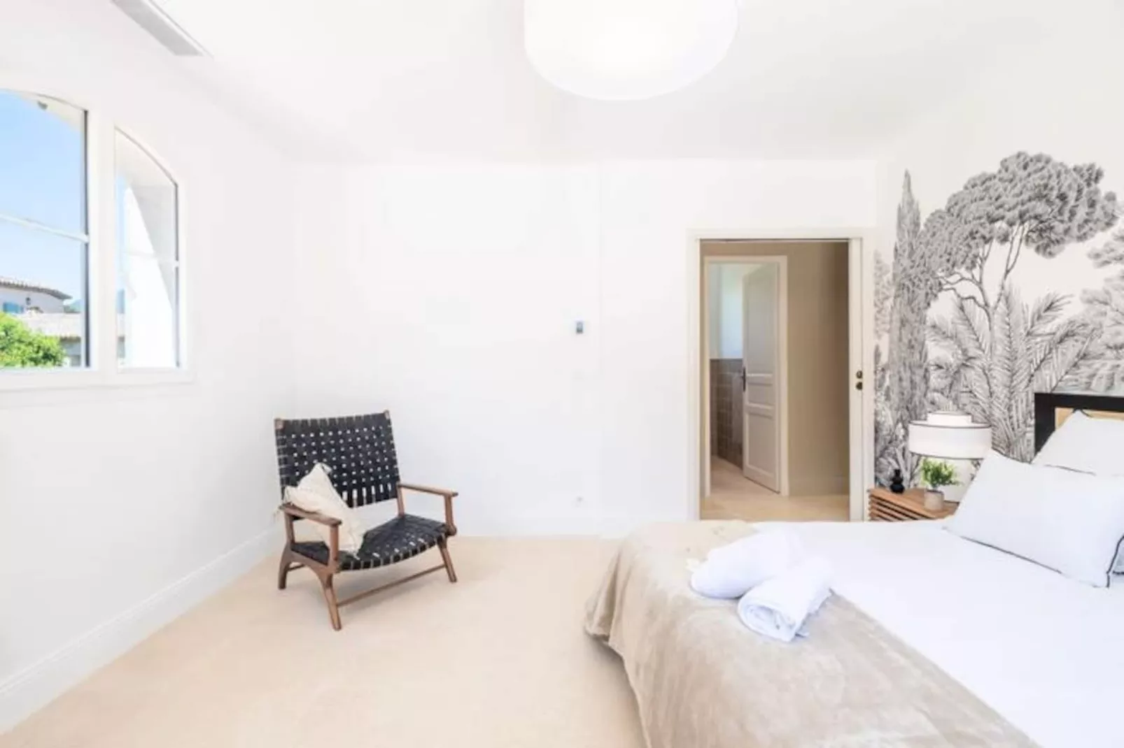 Résidence Bijou De 280m2 Et Piscine à Débordement Au Calme Absolu-Untagged