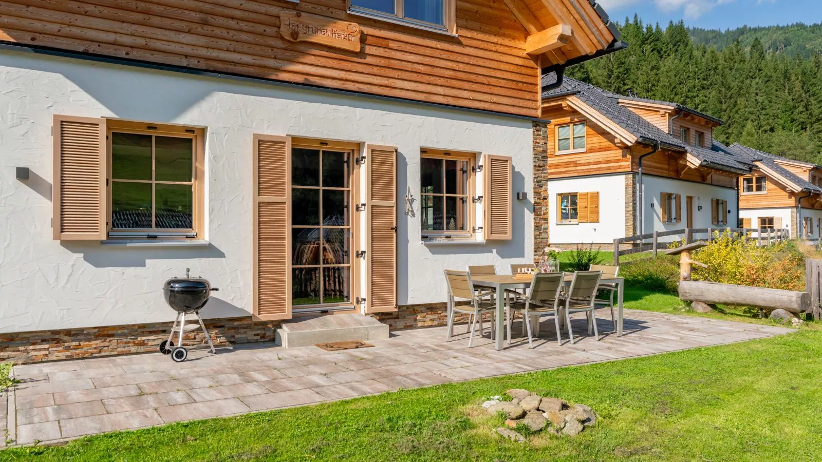 Im grünen Herzen-Exterior in summer