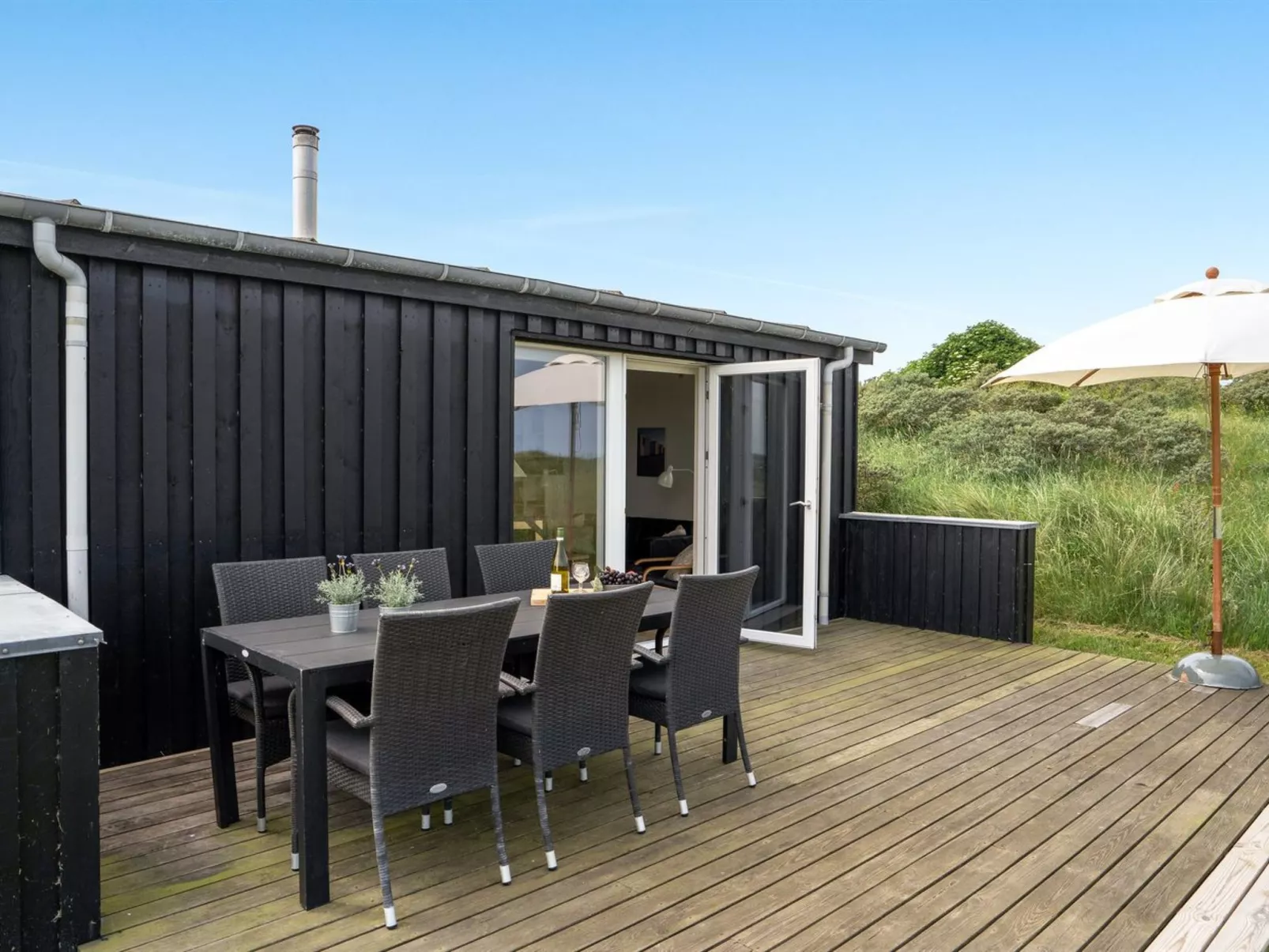 "Mirjami" - 95m from the sea-Dehors